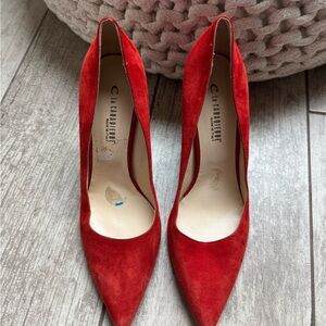 La CANADIENNE Red Suede Heels
